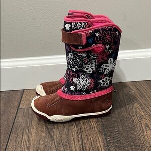 Plae Thandi floral scribble suede waterproof winter boots girls size 9.5
